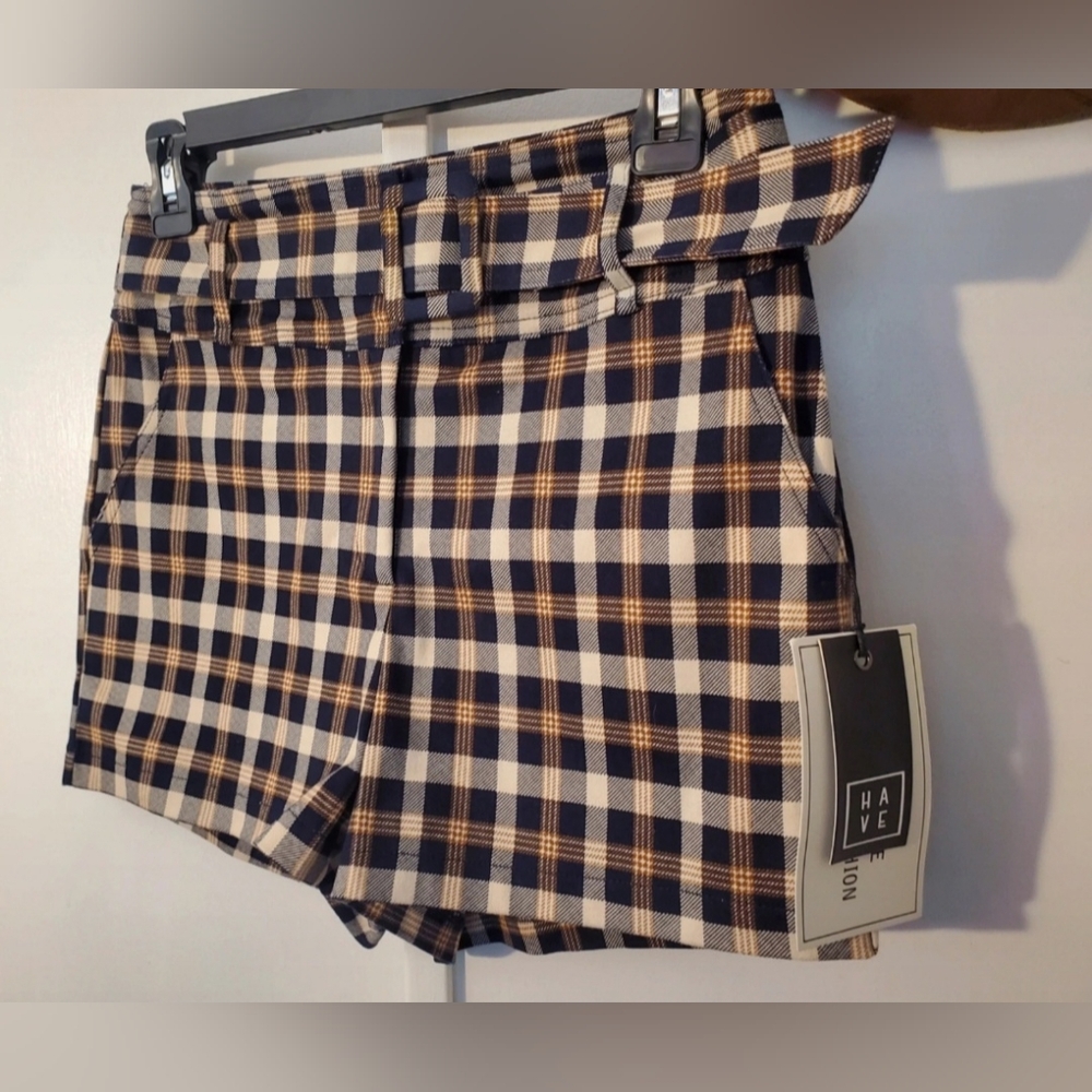 HAVE - Plaid Belted Women Shorts - NWT - SIZE SMALL